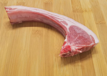Côte d'agneau manche